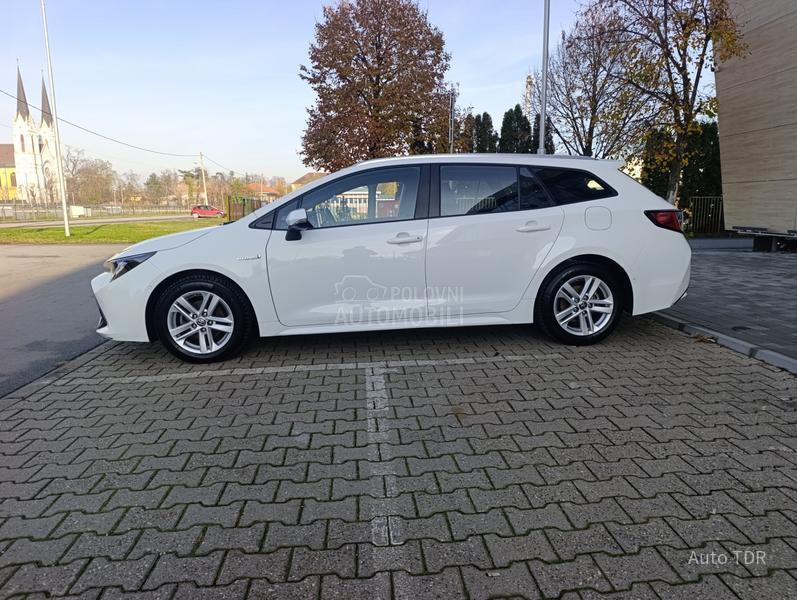 Toyota Corolla 1.8/SPORTS/HYBRID/