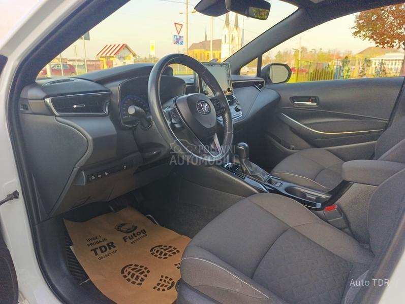 Toyota Corolla 1.8/SPORTS/HYBRID/