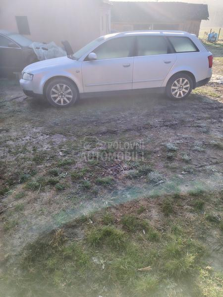 Audi A4 2003. god. -  kompletan auto u delovima