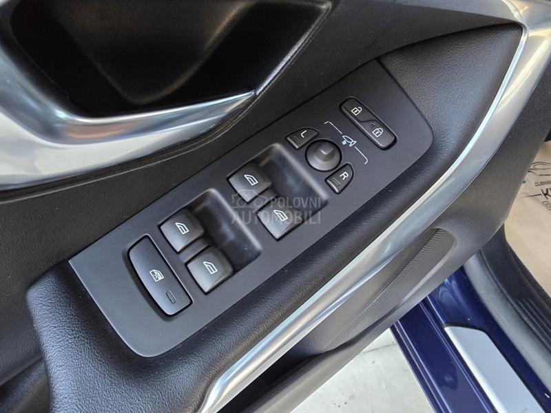 Volvo V40 D2 OCEAN RACE