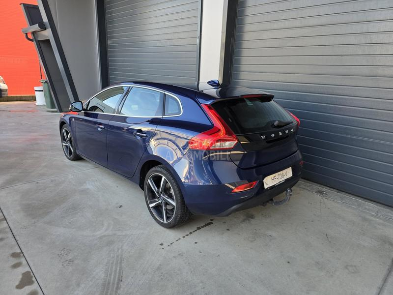 Volvo V40 D2 OCEAN RACE