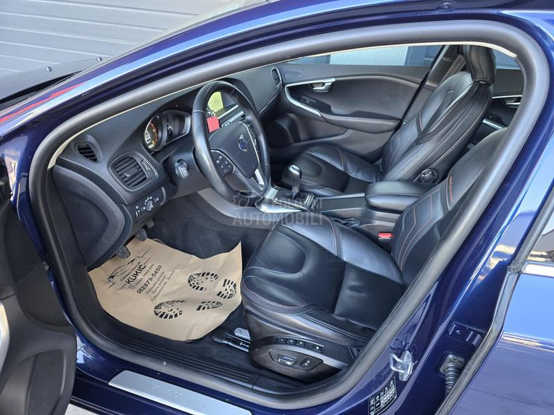 Volvo V40 D2 OCEAN RACE