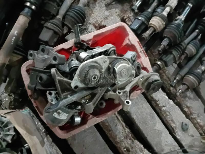 nosaci motora,menjaca