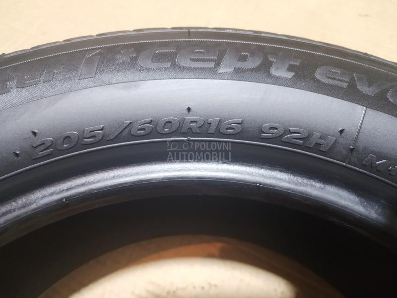 Hankook 205/60 R16 Zimska