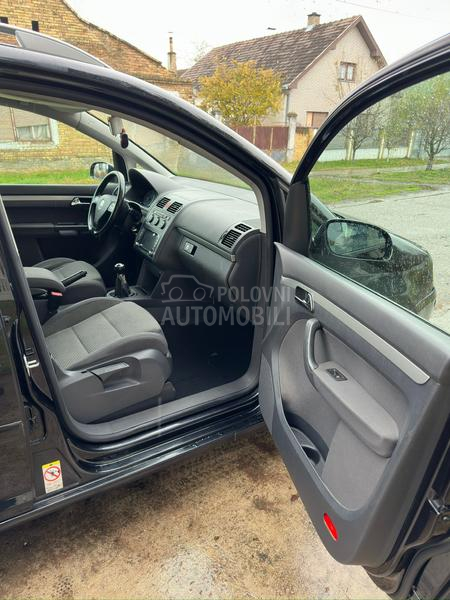 Volkswagen Touran 2.0 Tdi