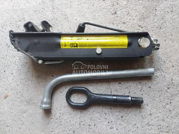 dizalica kljuc za Volkswagen Passat B6