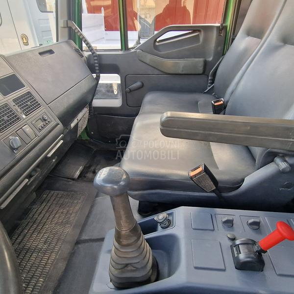 Iveco 75E 17