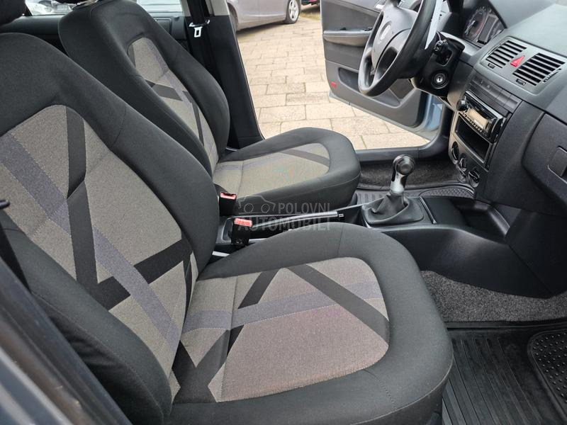 Škoda Fabia 1.4tdi REGIS/SERVI S