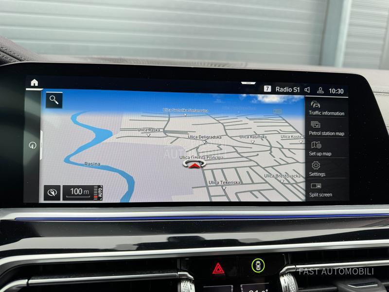 BMW X5 xDrive 40i Hybrid M