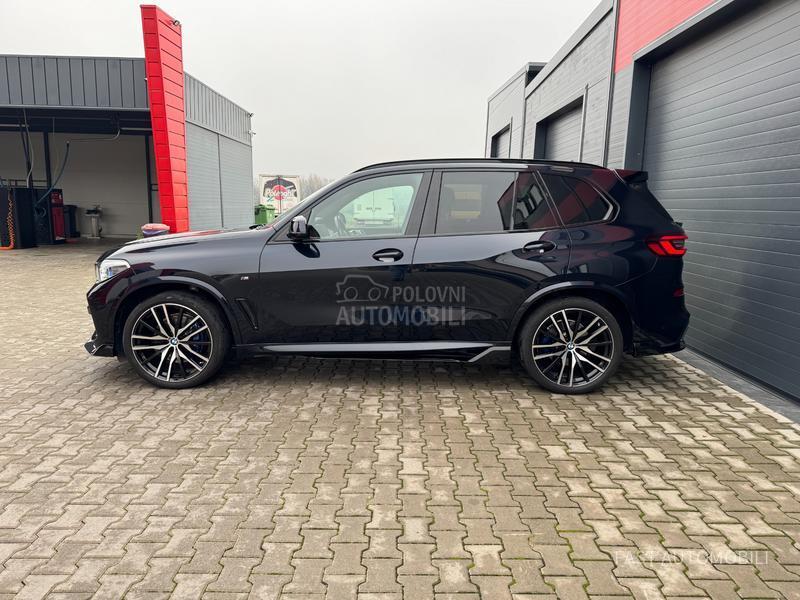 BMW X5 xDrive 40i Hybrid M