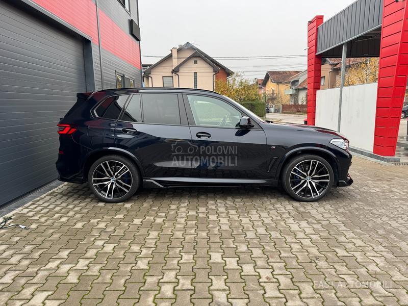 BMW X5 xDrive 40i Hybrid M