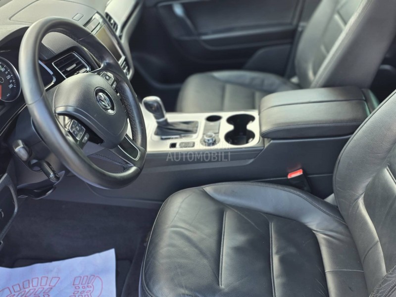 Volkswagen Touareg 3.0tdi LED/NAV