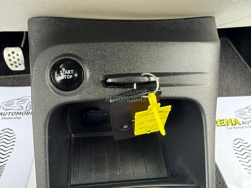 Renault Captur 1.5 DCI/INTENS