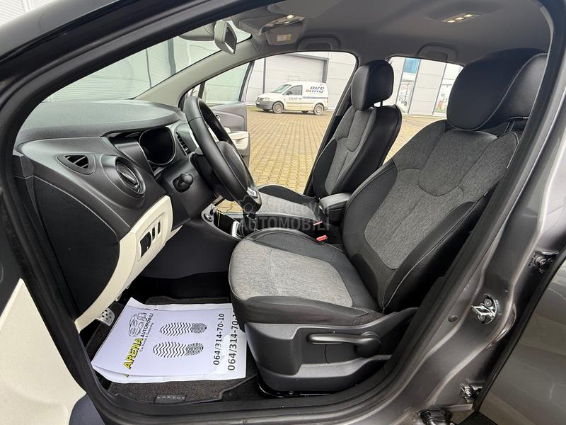 Renault Captur 1.5 DCI/INTENS
