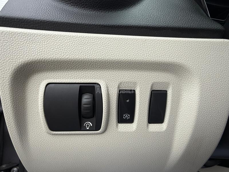 Renault Captur 1.5 DCI/INTENS