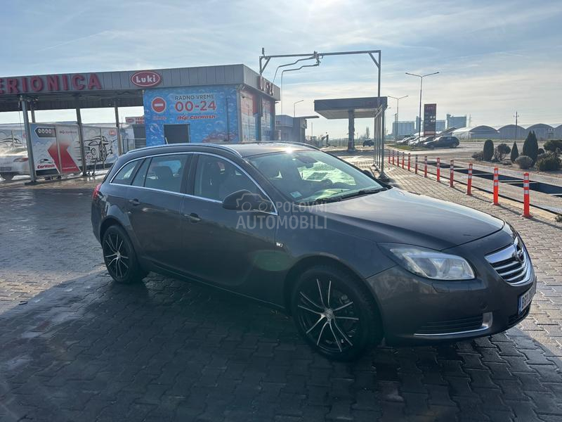 Opel Insignia 2.0