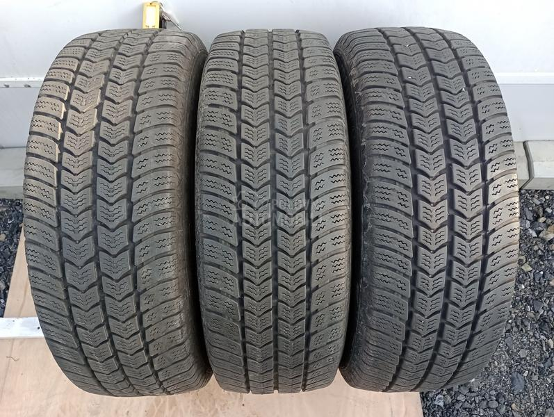 Semperit 215/65 R16 Zimska