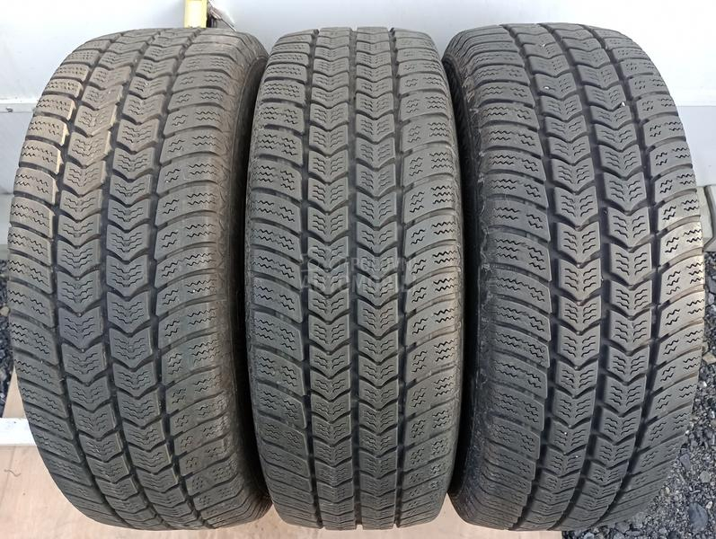 Semperit 215/65 R16 Zimska