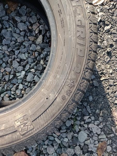 Semperit 215/65 R16 Zimska