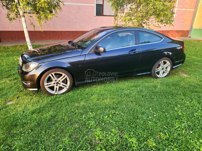 Mercedes Benz C 220 d AMG