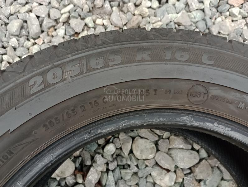 Semperit 205/65 R16 Zimska