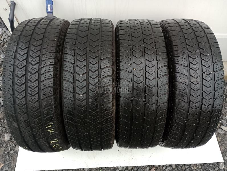 Semperit 205/65 R16 Zimska