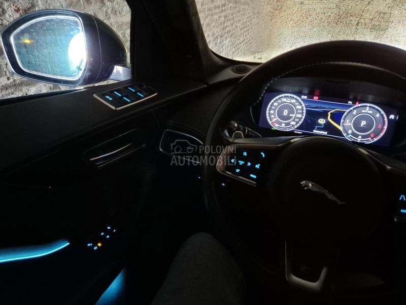 Jaguar F pace R Sport / 4x4 /