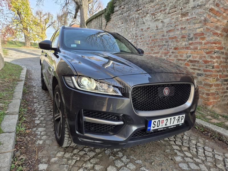 Jaguar F pace R Sport / 4x4 /