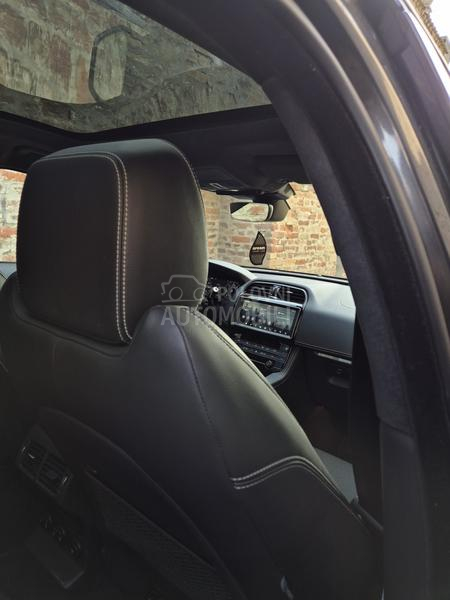 Jaguar F pace R Sport / 4x4 /