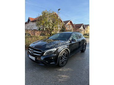 Mercedes Benz GLA 200 1.6