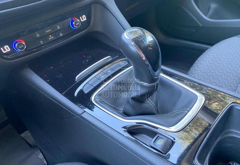 Opel Insignia 1.6 CDTI