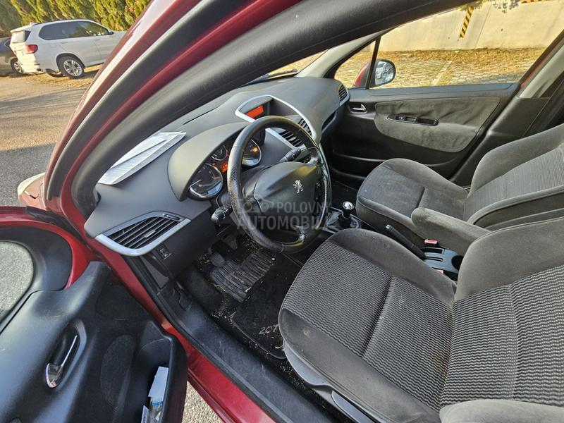 Peugeot 207 1.4 Za trgovce