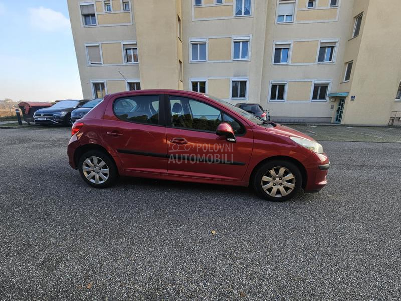 Peugeot 207 1.4 Za trgovce