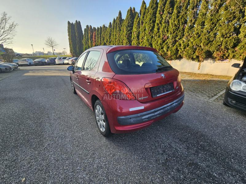 Peugeot 207 1.4 Za trgovce