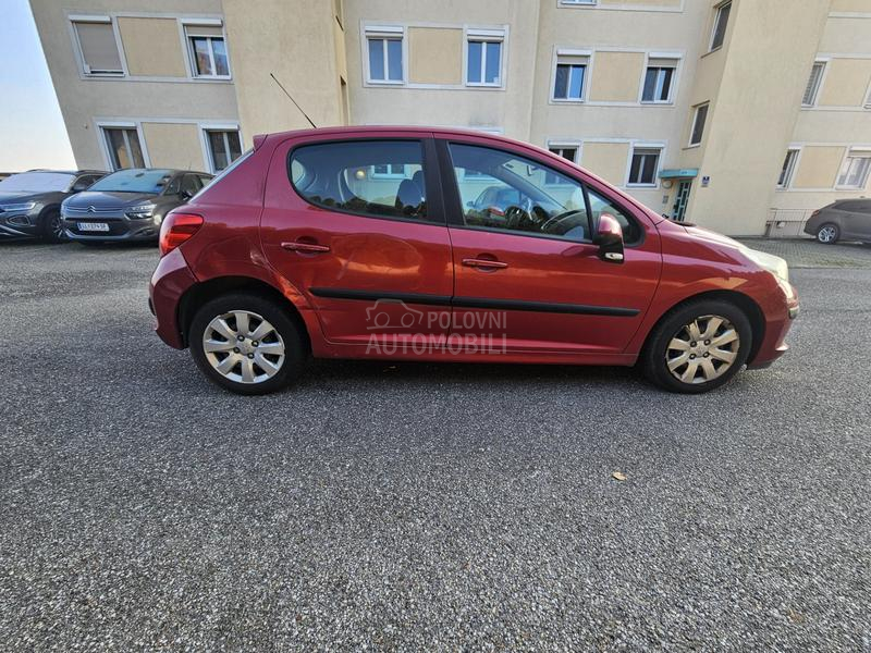 Peugeot 207 1.4 Za trgovce