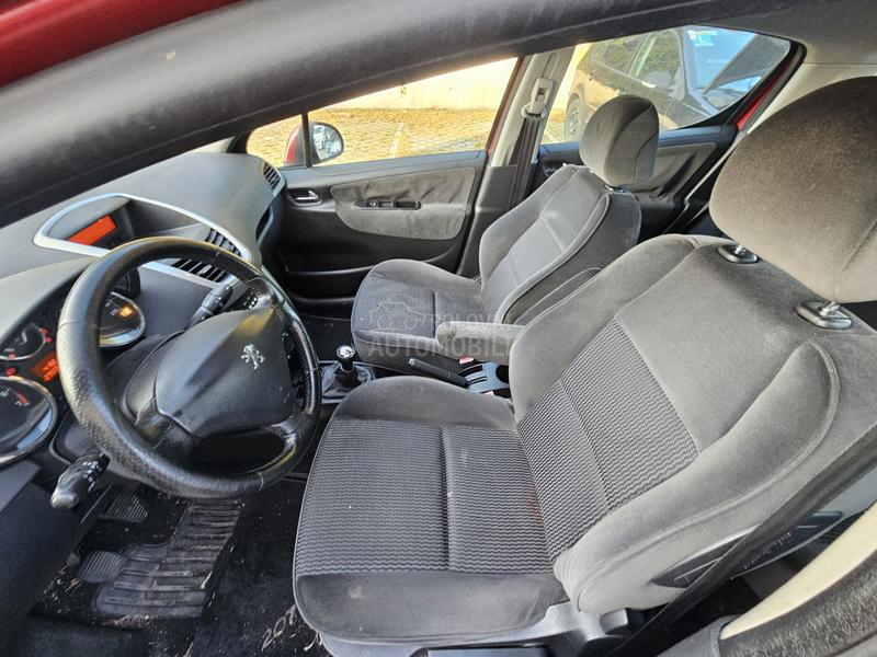 Peugeot 207 1.4 Za trgovce