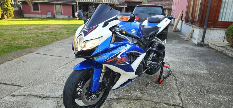 Suzuki GSXR 600