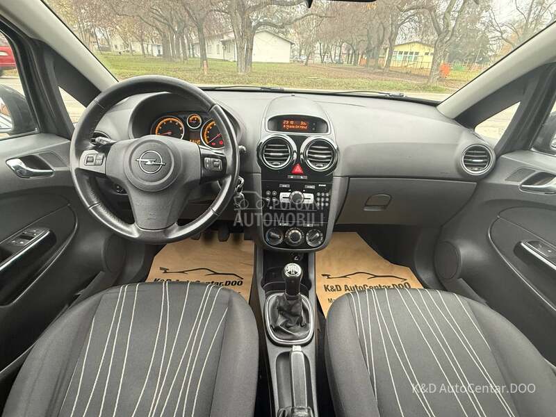 Opel Corsa D 1.2 V.Ser.vis