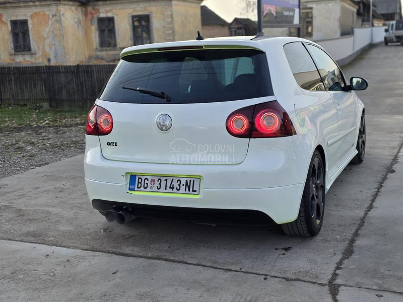 Volkswagen Golf 5 GTI