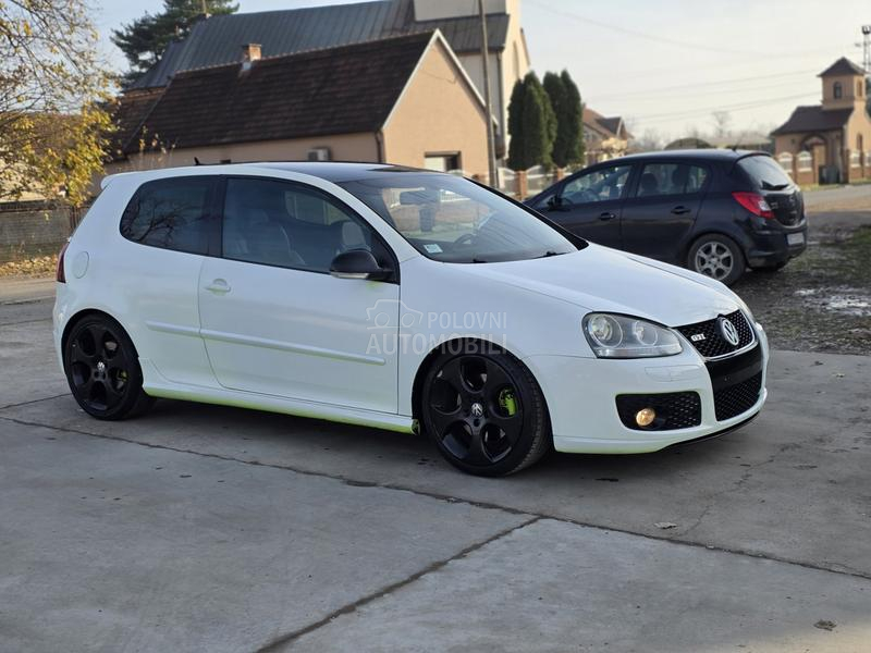 Volkswagen Golf 5 GTI