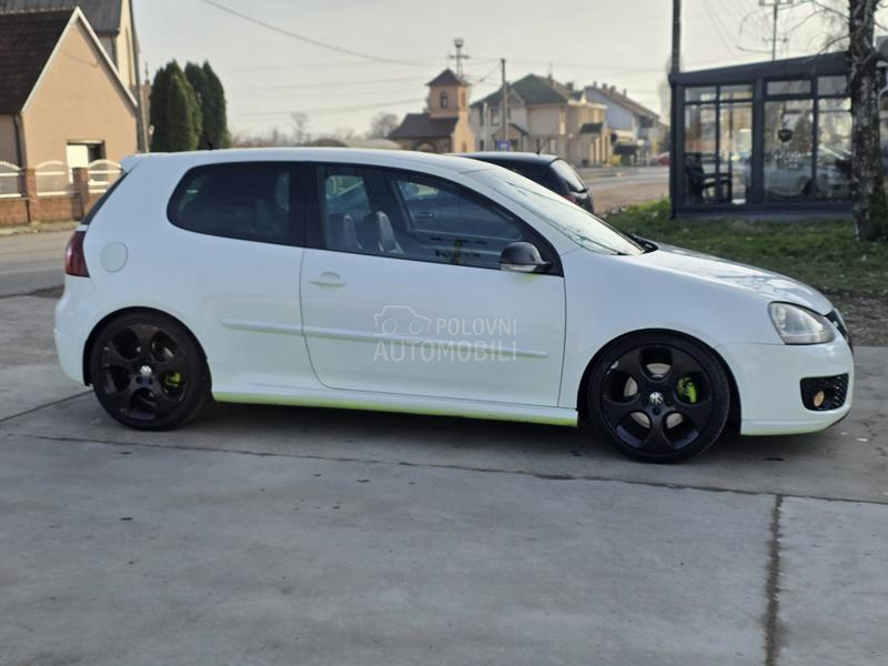 Volkswagen Golf 5 GTI