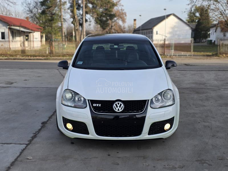 Volkswagen Golf 5 GTI