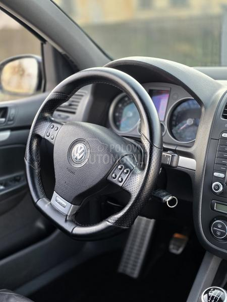 Volkswagen Golf 5 GTI