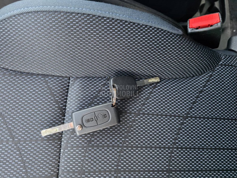 Peugeot Partner 1.6 HDI X LINE