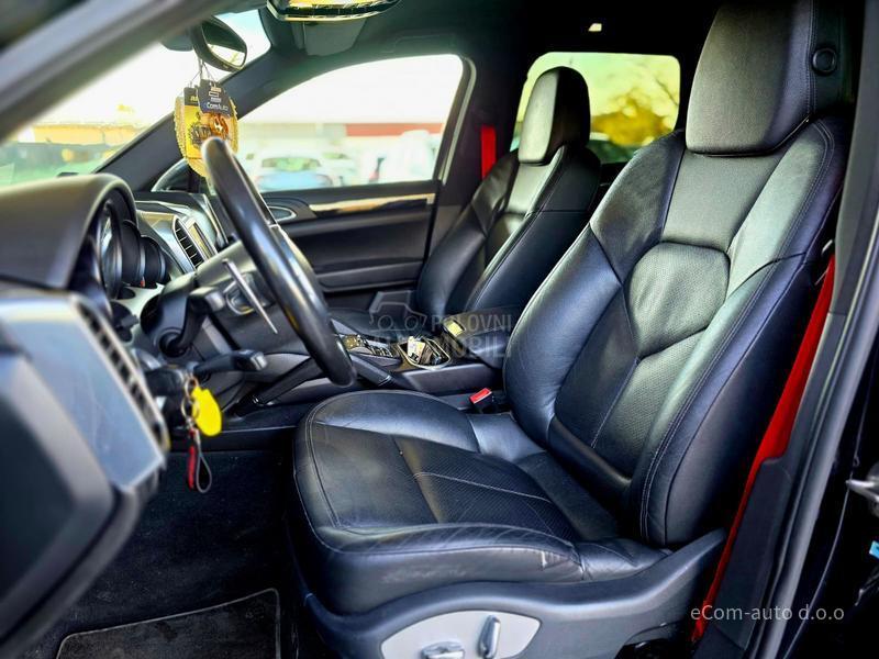 Porsche Cayenne 3.0 TDI V6 4x4