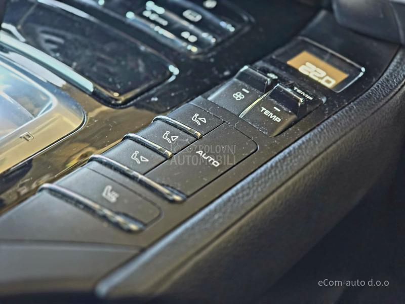 Porsche Cayenne 3.0 TDI V6 4x4