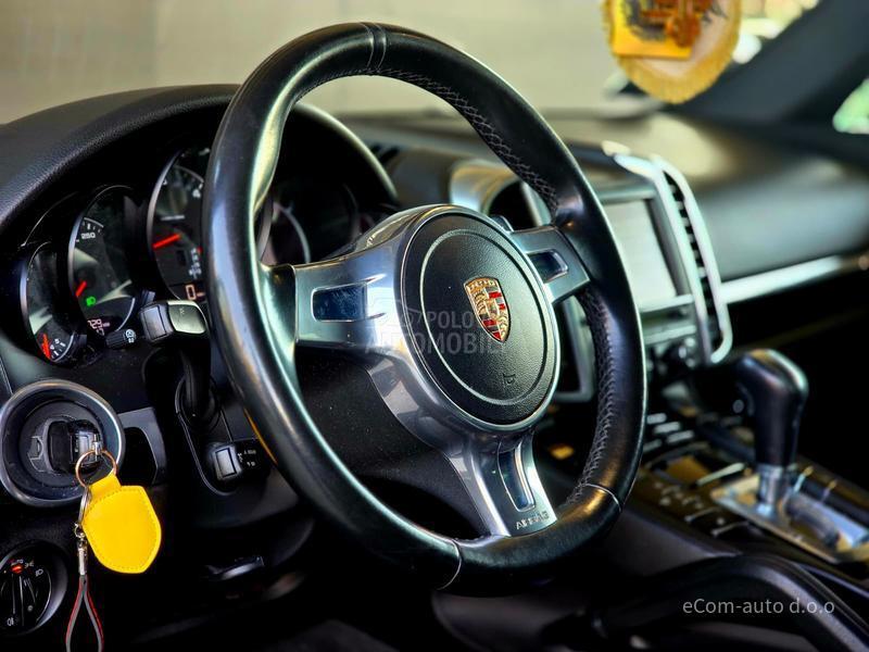 Porsche Cayenne 3.0 TDI V6 4x4
