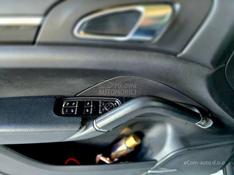 Porsche Cayenne 3.0 TDI V6 4x4