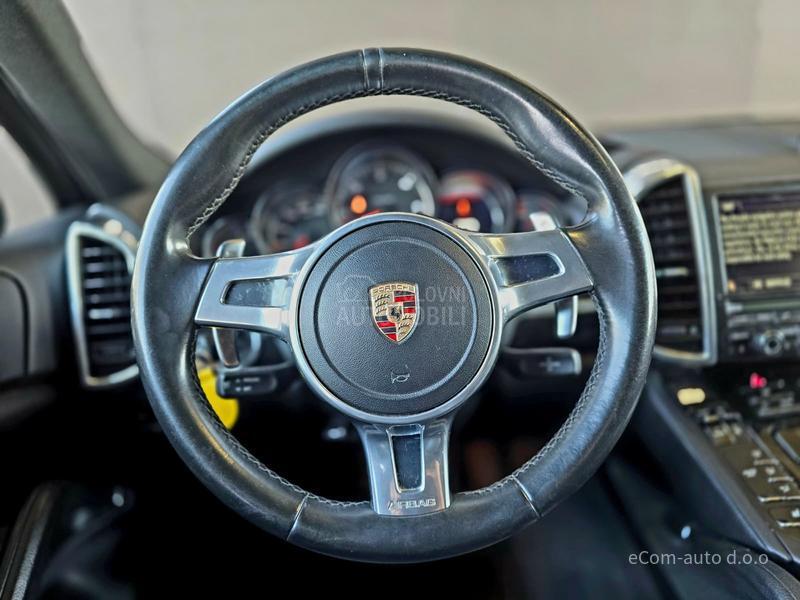 Porsche Cayenne 3.0 TDI V6 4x4