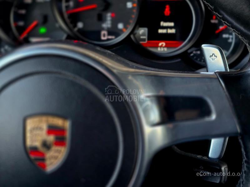 Porsche Cayenne 3.0 TDI V6 4x4